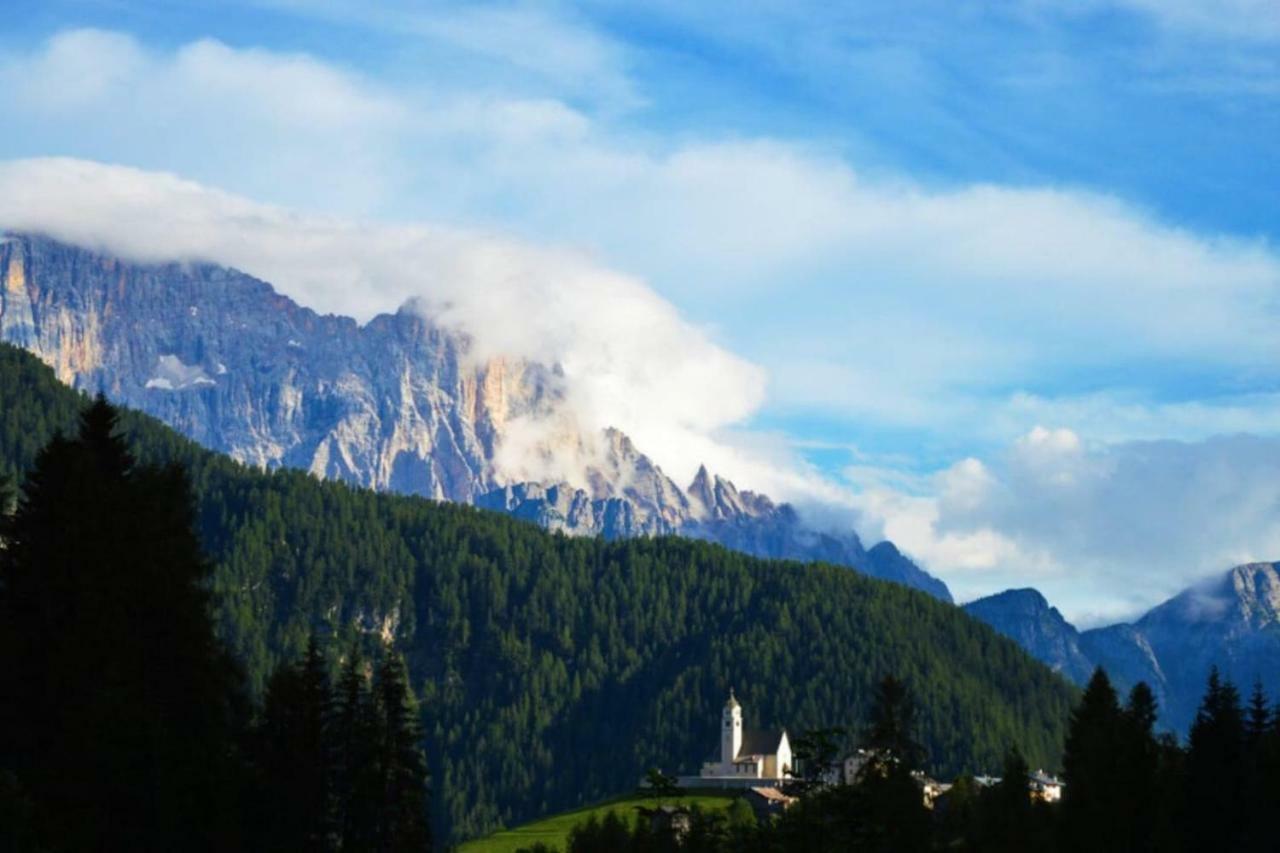 Dolomites Charme Chalet コッレ・サンタ・ルチーア エクステリア 写真